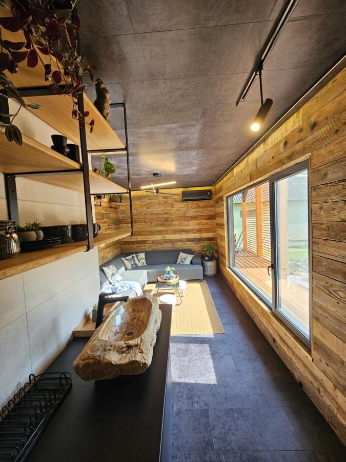 Meszes Apartman Kalocsa Exterior foto