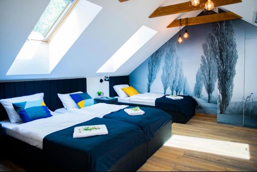 Meszes Apartman Kalocsa Habitación foto