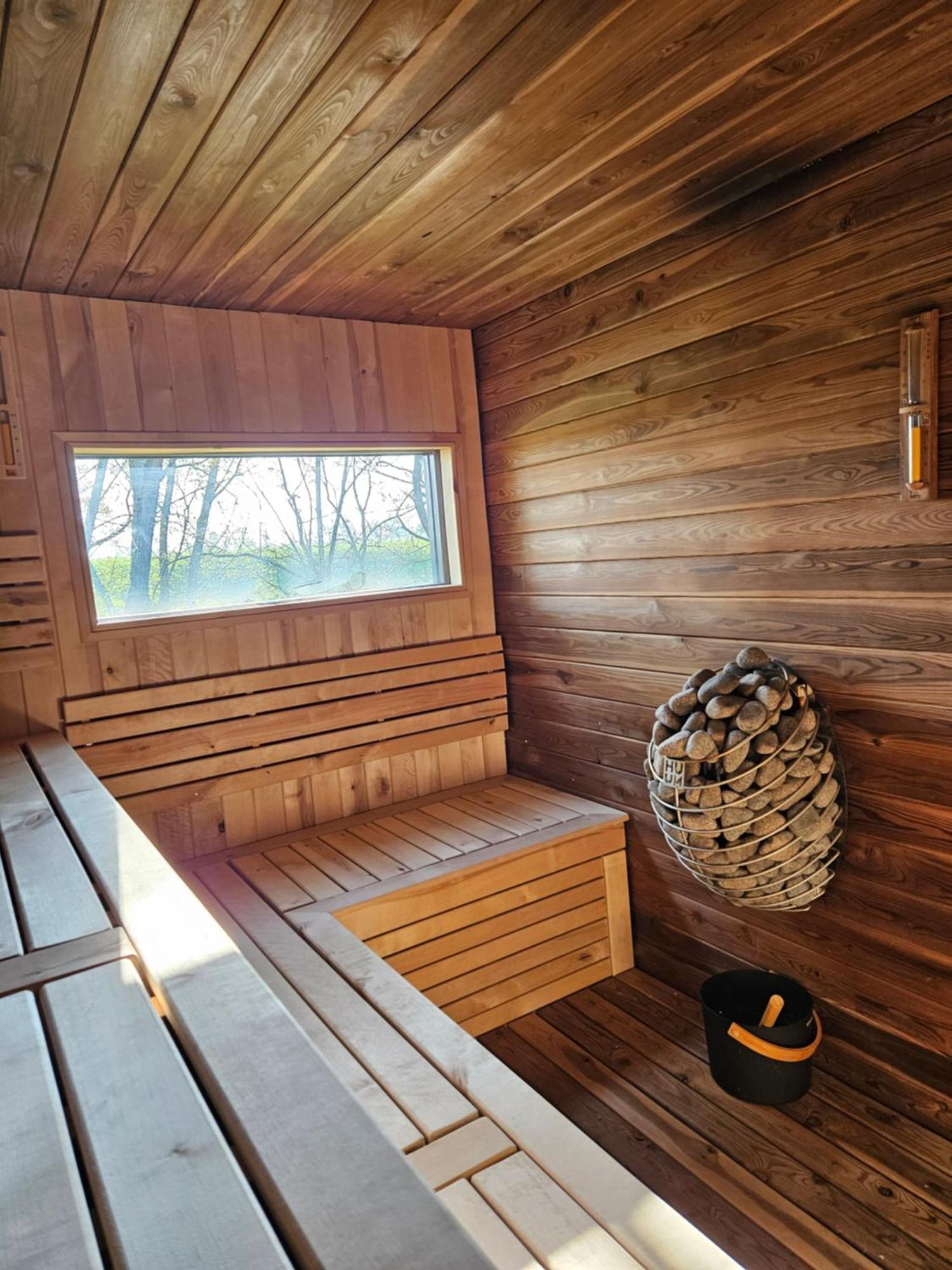 Meszes Apartman Kalocsa Habitación foto